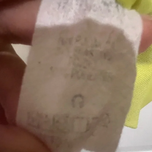 Light Green Yellow Crop Top - Picture 7 of 7